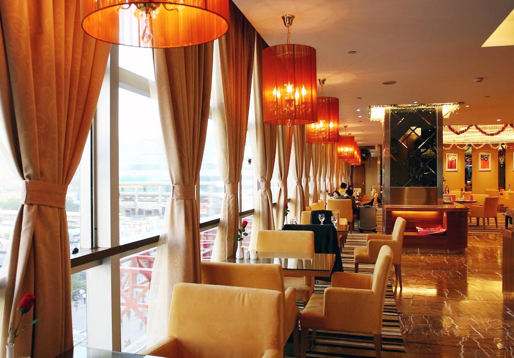 Shenzhen Luohu Railway Station Hotel - Commercial Building Exterior photo